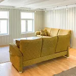 Amazing In With House Sea View *